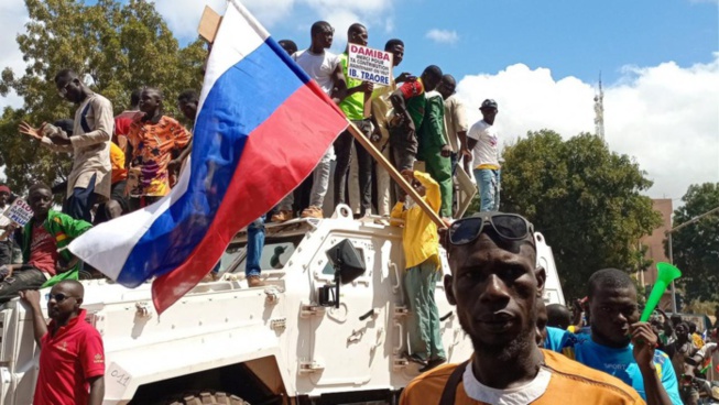 Le Burkina n’exclut pas de réexaminer ses rapports avec la Russie