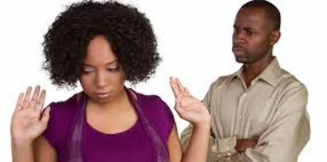 Refus de convoler en noces avec son époux / Après avoir reçu près de 900 000 FCfa: Fatou Thioune et sa mère condamnées… Refus de convoler en noces avec son époux / Après avoir reçu près de 900 000 FCfa: Fatou Thioune et sa mère condamnées…