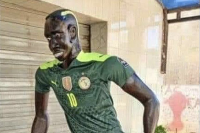 Déchainement sur la toile : Une statue complètement ratée de Sadio Mané Déchainement sur la toile : Une statue complètement ratée de Sadio Mané