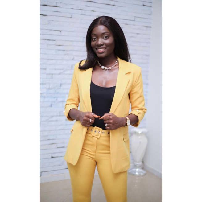 Chic et classe, Ndeye Marie fait des ravages sur la toile. Appréciez sa belle tenue Chic et classe, Ndeye Marie fait des ravages sur la toile. Appréciez sa belle tenue