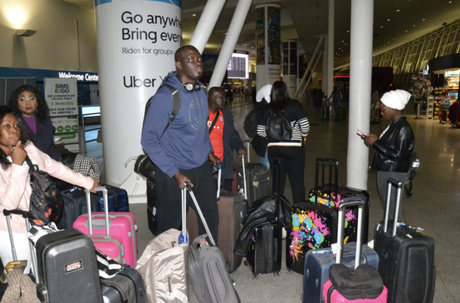 En images arrivés de l’épouse de MBAYE DIEYE FAYE Mame Ndiaye sa fille Thiane Carlou D et le staff de Promo Consulting du Pdt Mbagnick Diop a New York pour les A.L.A En images arrivés de l’épouse de MBAYE DIEYE FAYE Mame Ndiaye sa fille Thiane Carlou D et le staff de Promo Consulting du Pdt Mbagnick Diop a New York pour les A.L.A