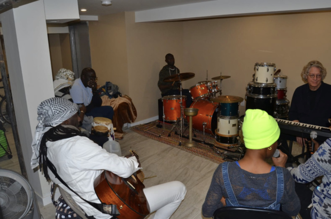 Direct répétition de Carlou D et Alioune Guisse pour le gala des African Leadership Awards au Marriot Marquis de New York Time Square. Direct répétition de Carlou D et Alioune Guisse pour le gala des African Leadership Awards au Marriot Marquis de New York Time Square.