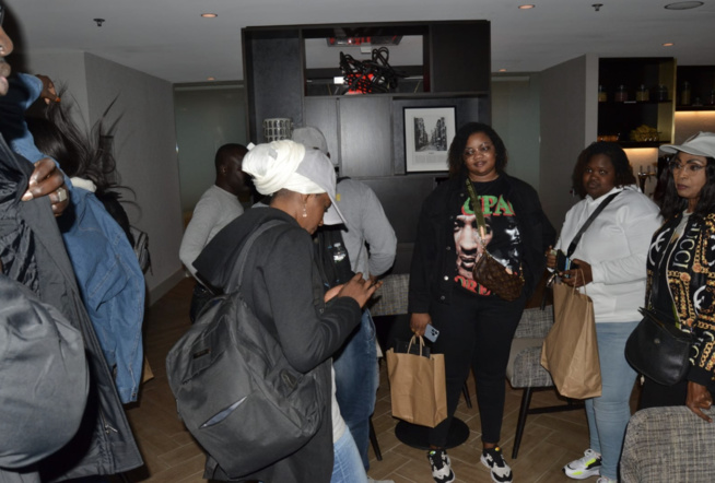 Revivez les images et la vidéo des dernières coordinations sur les préparatifs du prestigieux gala de remises de distinctions des African Leadership Awards au Marriot Marquis Time Square de New York avec le Pdt Mbagnick Diop du MEDS et son équipe. Revivez les images et la vidéo des dernières coordinations sur les préparatifs du prestigieux gala de remises de distinctions des African Leadership Awards au Marriot Marquis Time Square de New York avec le Pdt Mbagnick Diop du MEDS et son équipe.