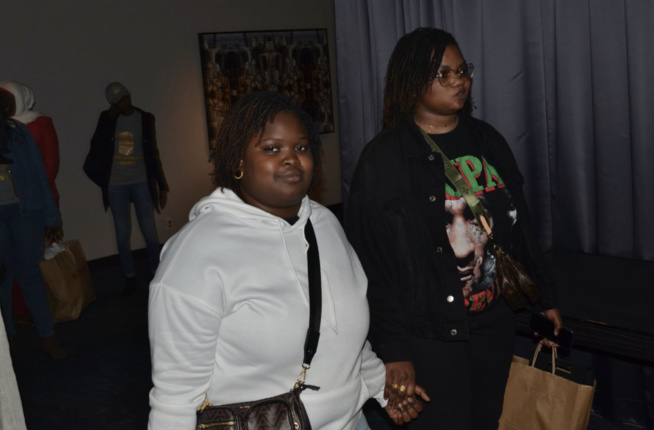 Revivez les images et la vidéo des dernières coordinations sur les préparatifs du prestigieux gala de remises de distinctions des African Leadership Awards au Marriot Marquis Time Square de New York avec le Pdt Mbagnick Diop du MEDS et son équipe. Revivez les images et la vidéo des dernières coordinations sur les préparatifs du prestigieux gala de remises de distinctions des African Leadership Awards au Marriot Marquis Time Square de New York avec le Pdt Mbagnick Diop du MEDS et son équipe.