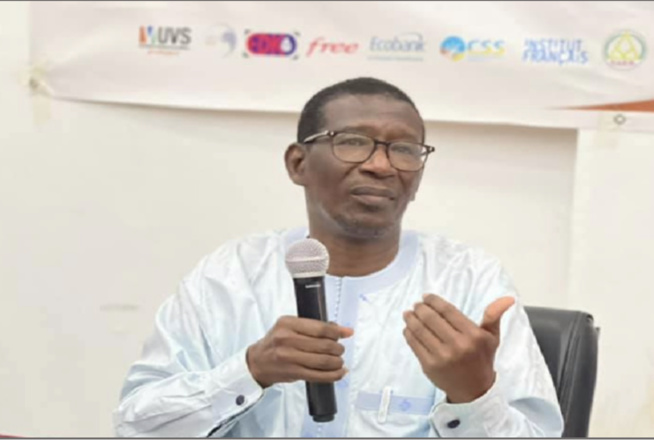 Pr. Mary Teuw Niane : Laissez Pape Alé Niang libre ! Pr. Mary Teuw Niane : Laissez Pape Alé Niang libre !