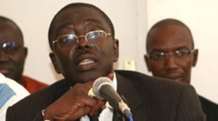 Me Papa Moussa Felix Sow est le coordonnateur du collectif des avocats de l’Etat dans l'affaire Karim Wade : Maître de l’Etat Me Papa Moussa Felix Sow est le coordonnateur du collectif des avocats de l’Etat dans l'affaire Karim Wade : Maître de l’Etat