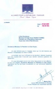 SOUPCONS DE BLANCHIMENT: Voici les deux lettres que Macky avait adressées à Bongo SOUPCONS DE BLANCHIMENT: Voici les deux lettres que Macky avait adressées à Bongo