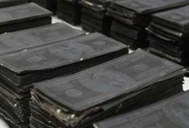 Trafic de faux billets : La Douane effectue une saisie de billets noirs d’une contrevaleur de 905 000 000 FCfa Trafic de faux billets : La Douane effectue une saisie de billets noirs d’une contrevaleur de 905 000 000 FCfa