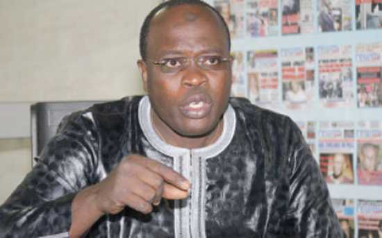 L’artiste Doudou N’diaye M’bengue et non moins parent de Serigne M’baye assène : « Je ne vous dirais jamais où mon défunt cousin a été enterré! » L’artiste Doudou N’diaye M’bengue et non moins parent de Serigne M’baye assène : « Je ne vous dirais jamais où mon défunt cousin a été enterré! »