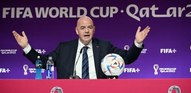 Gianni Infantino : « Il y a beaucoup de pays qui interdisent l’alcool dans les stades (…) mais vu que c’est un pays musulman » Gianni Infantino : « Il y a beaucoup de pays qui interdisent l’alcool dans les stades (…) mais vu que c’est un pays musulman »