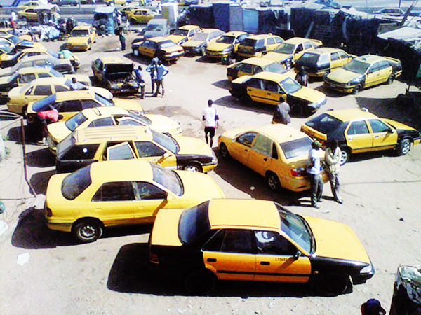 Transport en ligne: Le regroupement des taxis urbains dans la rue, vendredi prochain Transport en ligne: Le regroupement des taxis urbains dans la rue, vendredi prochain
