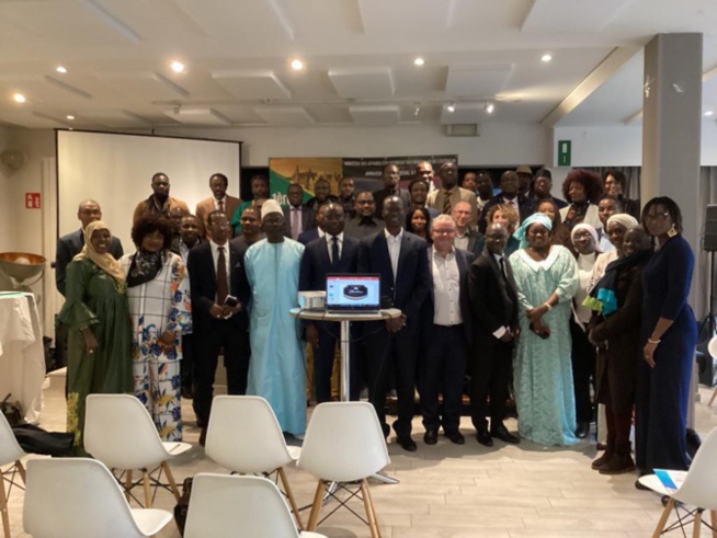 Première édition du Forum de la diaspora sénégalaise organisé à Bruxelles par l’Ambassade du Sénégal Première édition du Forum de la diaspora sénégalaise organisé à Bruxelles par l’Ambassade du Sénégal