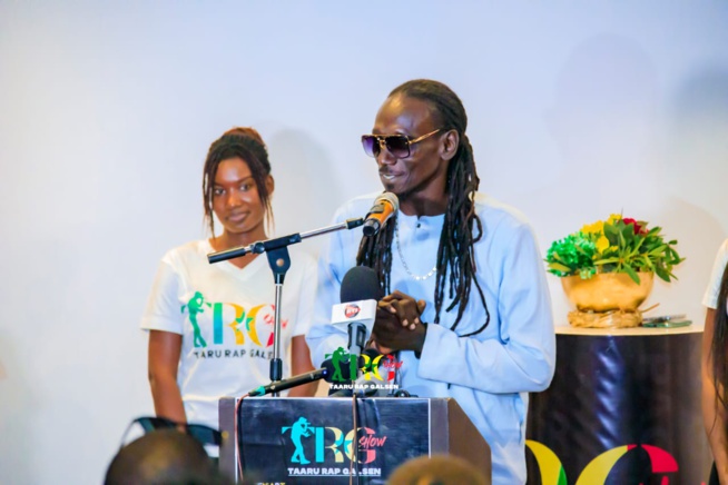En images lancement du grand projets ce 25 décembre à l'Esplanade du grand théâtre avec le mouvement Hip Hop