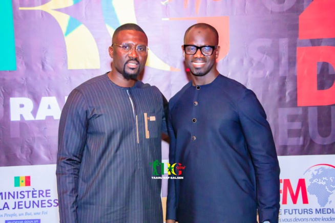 En images lancement du grand projets ce 25 décembre à l'Esplanade du grand théâtre avec le mouvement Hip Hop En images lancement du grand projets ce 25 décembre à l'Esplanade du grand théâtre avec le mouvement Hip Hop