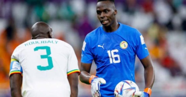 Kalidou Koulibaly : « Edouard Mendy ? Il ne faut pas en faire une grande histoire, tout le monde est fautif » Kalidou Koulibaly : « Edouard Mendy ? Il ne faut pas en faire une grande histoire, tout le monde est fautif »