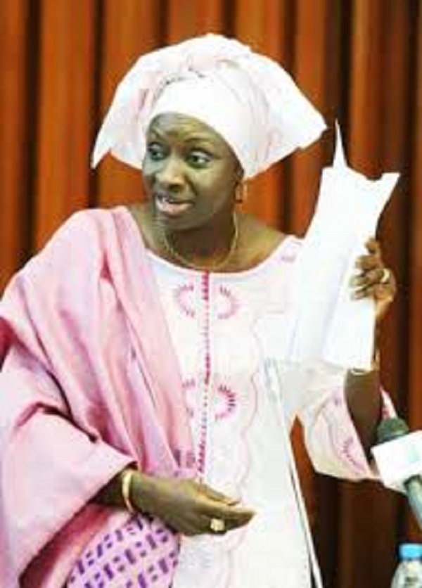 Mort de l'étudiant Bassirou Faye, Mimi contre la politisation de l'affaire Mort de l'étudiant Bassirou Faye, Mimi contre la politisation de l'affaire