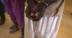 3e jour Chambre Criminelle Mbour: Elhadji Niang couche avec sa fille à plusieurs reprises .. 3e jour Chambre Criminelle Mbour: Elhadji Niang couche avec sa fille à plusieurs reprises ..