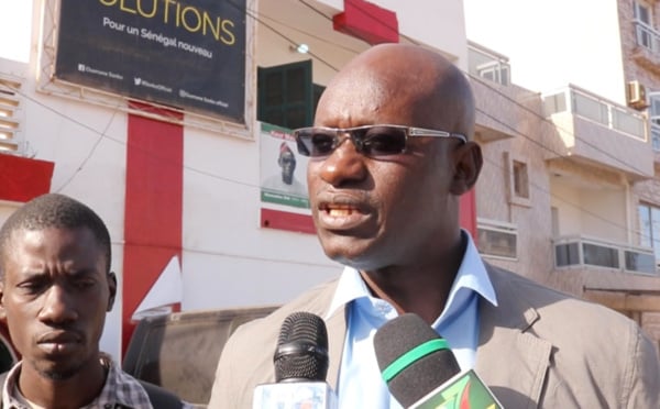Assemblée nationale : Abass Fall brandit une plainte contre Cheikh Oumar Anne Assemblée nationale : Abass Fall brandit une plainte contre Cheikh Oumar Anne