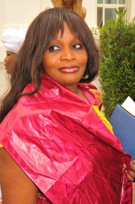 Idy assimile Macky à Ebola : la ministre Fatou Tambédou le “place” sous mandat de dépôt et l’envoie à Rebeuss Idy assimile Macky à Ebola : la ministre Fatou Tambédou le “place” sous mandat de dépôt et l’envoie à Rebeuss