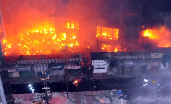 Le marché Gueule Tapée des Parcelles prend feu… vers 3 h du matin