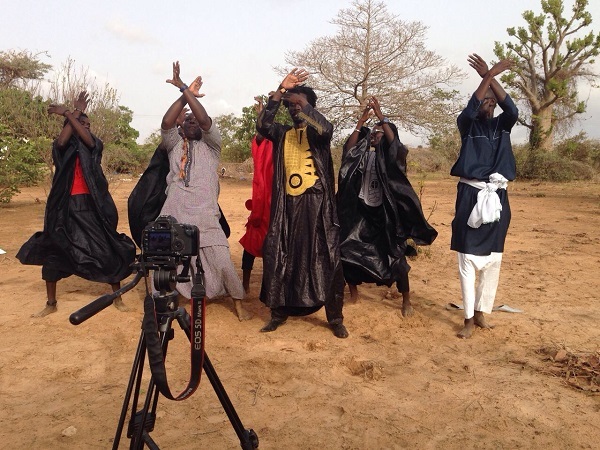 Images:Tournage du clip "Dakar-Thiès" du duo de choc Salam Diallo-Dame Sène