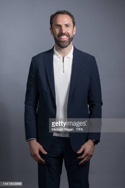 Gareth Southgate, sélectionneur de l'Angleterre : « On sera favori contre le Sénégal, on doit l’assumer, mais... » Gareth Southgate, sélectionneur de l'Angleterre : « On sera favori contre le Sénégal, on doit l’assumer, mais... »