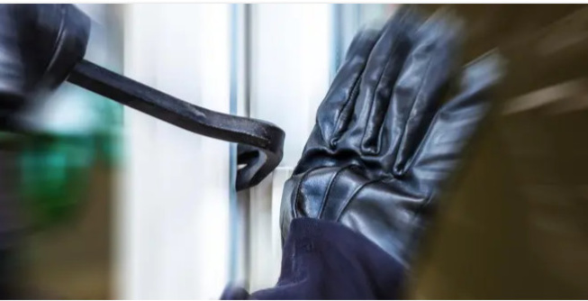 Vol en réunion commis la nuit avec usage d’armes blanches : Deux malfrats mis hors d’état de nuire Vol en réunion commis la nuit avec usage d’armes blanches : Deux malfrats mis hors d’état de nuire