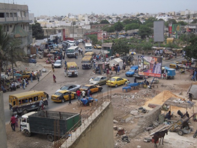 Cadre de vie agressé et étouffé : A quand la fin du calvaire des résidents de Carrefour Liberté 6 ? Cadre de vie agressé et étouffé : A quand la fin du calvaire des résidents de Carrefour Liberté 6 ?