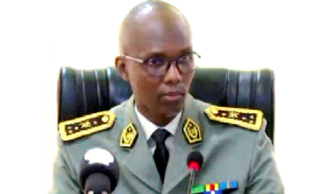 Le DG de la Douane à ses hommes : «Vous avez été performants et tous les indicateurs objectifs et mesurables l’éprouvent à suffisance » Le DG de la Douane à ses hommes : «Vous avez été performants et tous les indicateurs objectifs et mesurables l’éprouvent à suffisance »