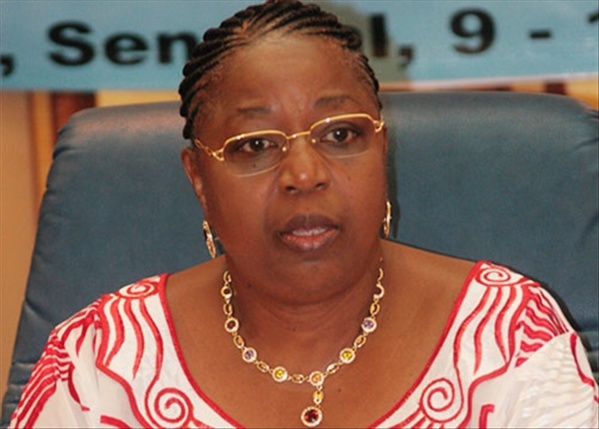 Lettre ouverte à Madame Awa Marie Coll SECK, Ministre de la Santé Publique Lettre ouverte à Madame Awa Marie Coll SECK, Ministre de la Santé Publique