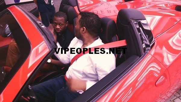 Said Niasse, fils de Ameth Khalifa Niasse et le styliste Bathie Dioum de la marque Keyfa en mode Ferrari 2014 Ã Dubai Said Niasse, fils de Ameth Khalifa Niasse et le styliste Bathie Dioum de la marque Keyfa en mode Ferrari 2014 Ã Dubai
