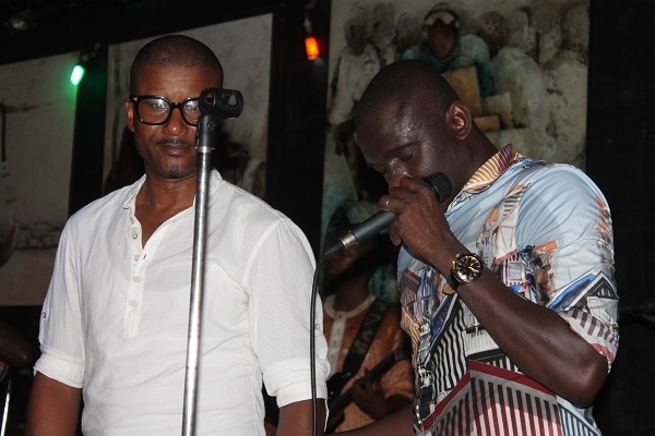 Images: Pape Diouf enflamme le just 4 u tous les vendredi Images: Pape Diouf enflamme le just 4 u tous les vendredi