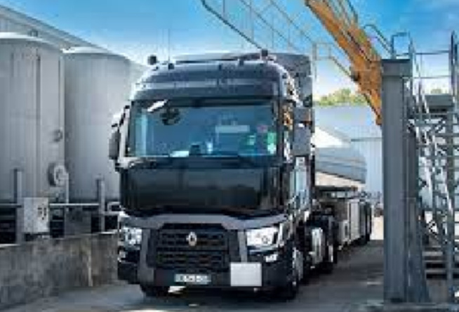 Secteur du transport des hydrocarbures : 83 détenteurs de licence de produits pétroliers Secteur du transport des hydrocarbures : 83 détenteurs de licence de produits pétroliers