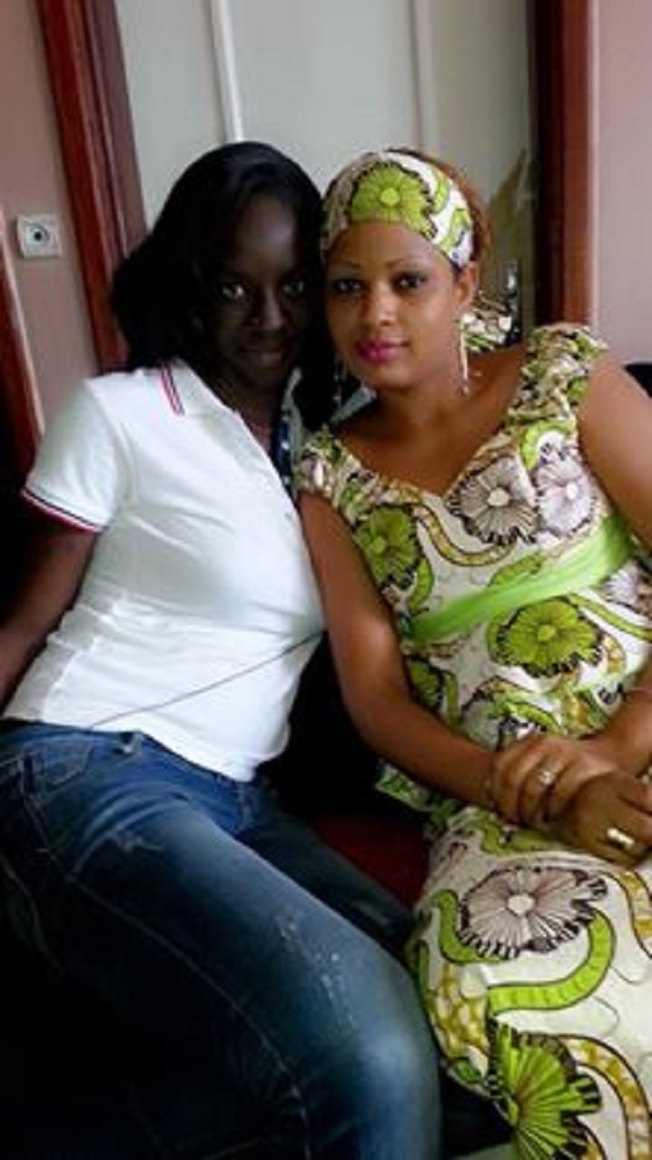 Kiné Gueye et Ndeye Marie Diop les deux vedettes de la série "Bour Guéweul" Kiné Gueye et Ndeye Marie Diop les deux vedettes de la série "Bour Guéweul"