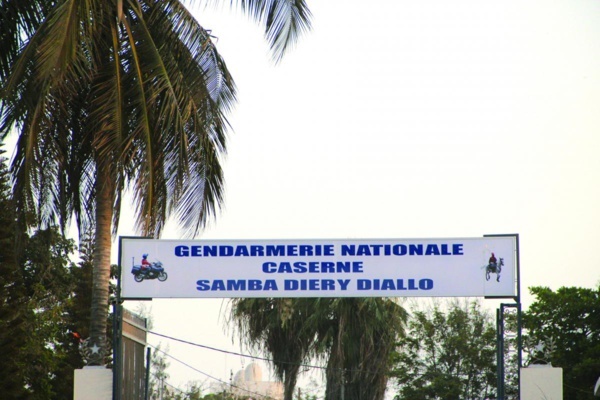 Escroquerie sur un dignitaire mouride : le "ministre d'Etat de Macky Sall" tombe à Mbour Escroquerie sur un dignitaire mouride : le "ministre d'Etat de Macky Sall" tombe à Mbour