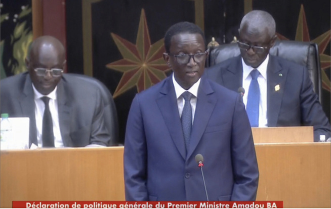 Motion de censure de YAW : Ce qui a sauvé le PM Amadou Bâ Motion de censure de YAW : Ce qui a sauvé le PM Amadou Bâ
