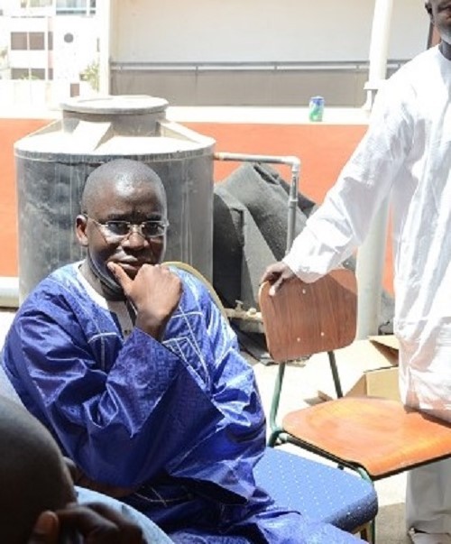 Terribles révélations sur Dr Aliou Sow : Il n'est pas né en 1975, mais en 1969. Il a passé le bac à 3 reprises. Terribles révélations sur Dr Aliou Sow : Il n'est pas né en 1975, mais en 1969. Il a passé le bac à 3 reprises.