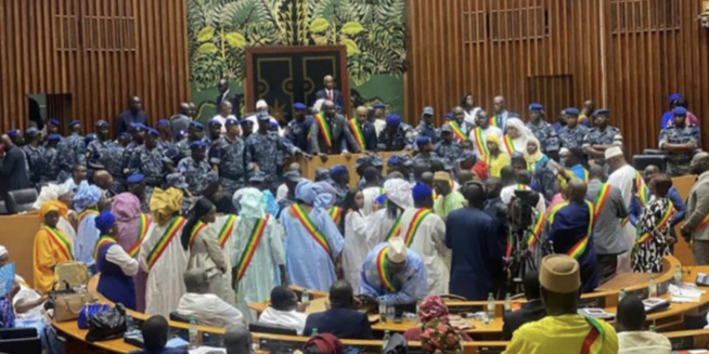 A l'épreuve d'une alchimie politicienne... populiste ! Par IBOU NDOYE A l'épreuve d'une alchimie politicienne... populiste ! Par IBOU NDOYE