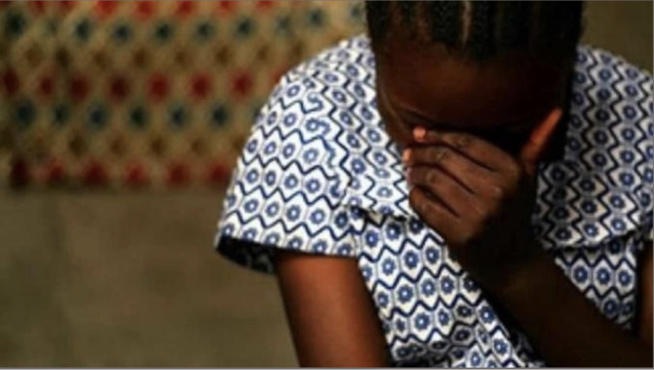 Un jardinier surpris en pleins ébats sur une petite de 13 ans Un jardinier surpris en pleins ébats sur une petite de 13 ans