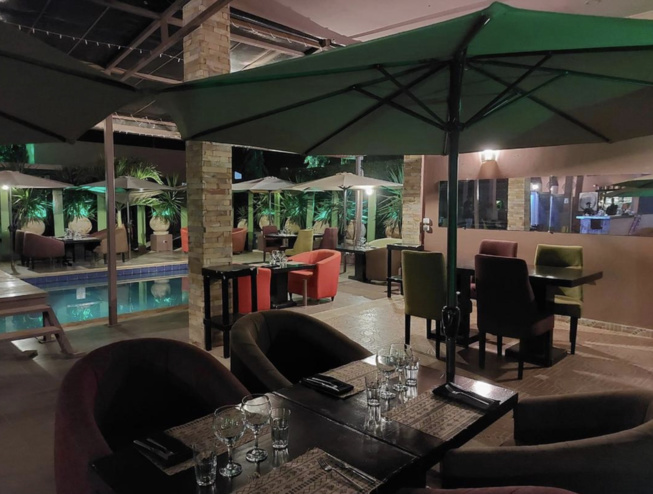 Royal Garden saly Cuisine thaï et bistro Noliane Cadre chic et discret Route des diamantines Resa 776271615 Royal Garden saly Cuisine thaï et bistro Noliane Cadre chic et discret Route des diamantines Resa 776271615