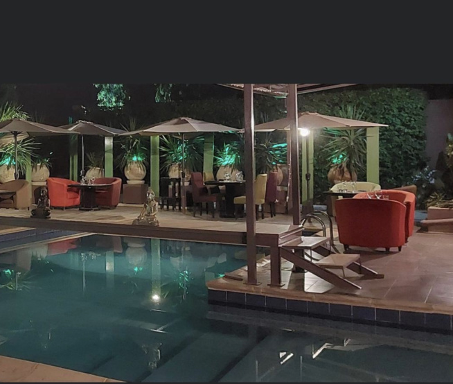 Royal Garden saly Cuisine thaï et bistro Noliane Cadre chic et discret Route des diamantines Resa 776271615 Royal Garden saly Cuisine thaï et bistro Noliane Cadre chic et discret Route des diamantines Resa 776271615