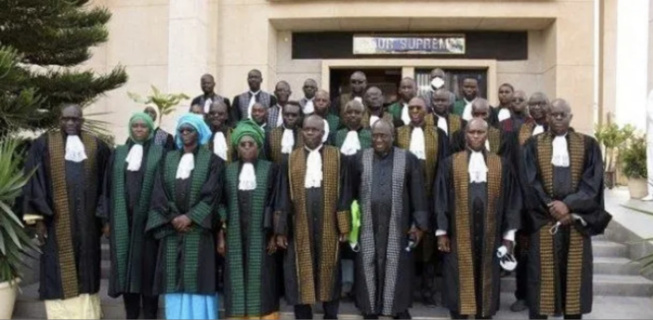 Cour des Comptes: Un rapport au risque de finir sous le coude de Macky Sall Cour des Comptes: Un rapport au risque de finir sous le coude de Macky Sall