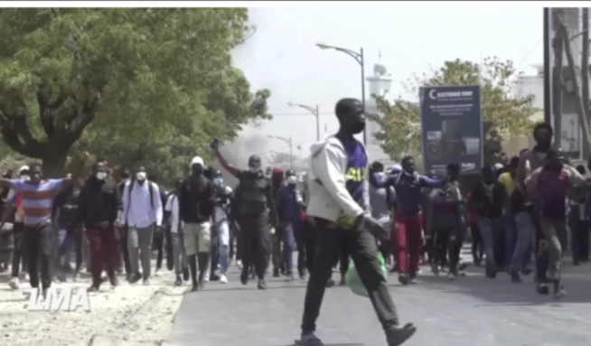 Rapport de la Cour des Comptes : La Société civile exige que justice se fasse et appelle à un rassemblement, vendredi 30 décembre ! Rapport de la Cour des Comptes : La Société civile exige que justice se fasse et appelle à un rassemblement, vendredi 30 décembre !