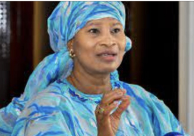 Candidature de Macky Sall: Aissata Tall Sall donne son avis juridique et c’est oui! Candidature de Macky Sall: Aissata Tall Sall donne son avis juridique et c’est oui!