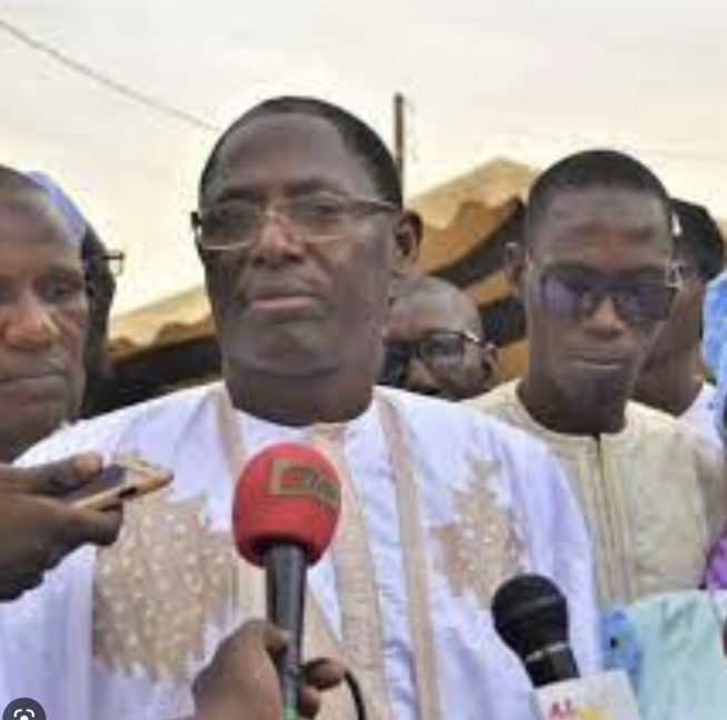 Mr le président de la République  TROP C'EST TROP  Les militants de l'APR de Ndioum réunis derrière leur responsable politique Dr Alassane Ndiaye