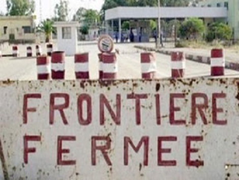 Plus de 211 Guinéens, 13 Sierra-léonais, 5 Américains refoulés : Le Sénégal, nouvelle destination pour fuir Ebola ? Plus de 211 Guinéens, 13 Sierra-léonais, 5 Américains refoulés : Le Sénégal, nouvelle destination pour fuir Ebola ?