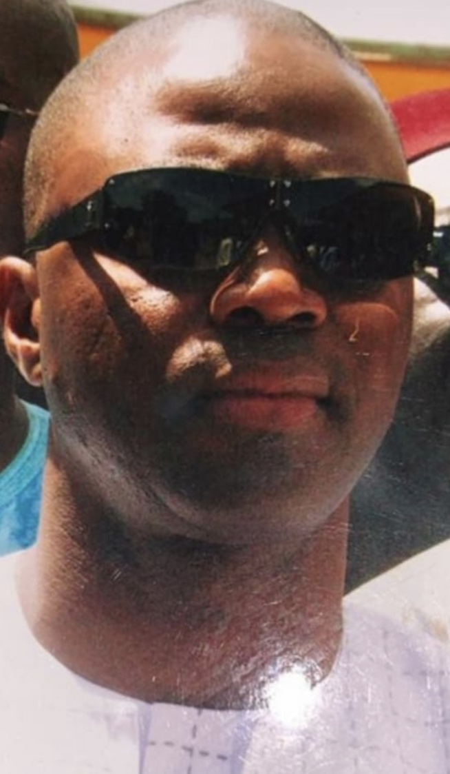 Le Manifeste en mode FLYER travaillé et plus agréable côté design Le Manifeste en mode FLYER travaillé et plus agréable côté design