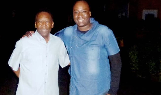 Titi Camara : L’un des rare sénégalais qui a rencontrer le roi Pelé... Titi Camara : L’un des rare sénégalais qui a rencontrer le roi Pelé...