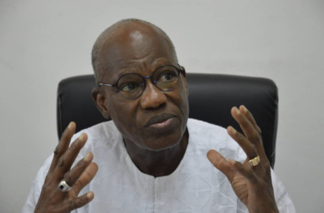 Amadou Lamine Sall, poète, au President Macky Sall : «Apparaissez le 31 décembre, à la télévision, porteur d'un discours inattendu…» Amadou Lamine Sall, poète, au President Macky Sall : «Apparaissez le 31 décembre, à la télévision, porteur d'un discours inattendu…»