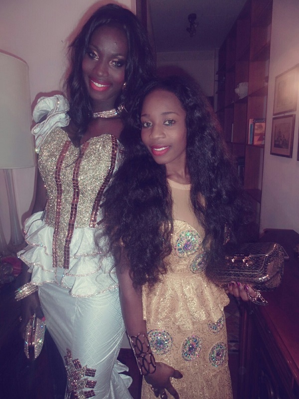 Photos: Codou Dieng le jour de son mariage avec ses amis à Milan Photos: Codou Dieng le jour de son mariage avec ses amis à Milan